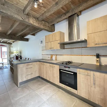 Nyaraló Xola Saint-Just-Ibarre