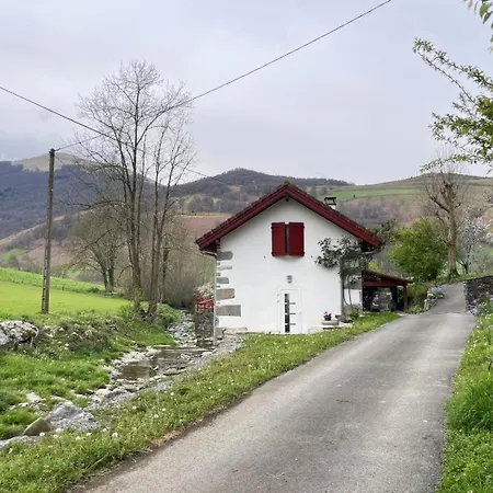 Xola Nyaraló Saint-Just-Ibarre